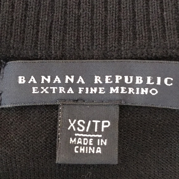 Banana Republic Extra Fine Merino Wool V Neck Ruffle 3/4 Sleeve Sweater Size XS - Picture 3 of 11